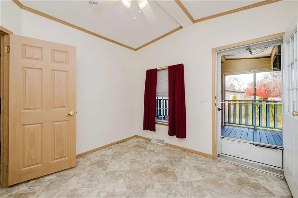 18 Mockingbird Lane Tiverton RI 02878