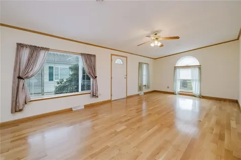 18 Mockingbird Lane Tiverton RI 02878