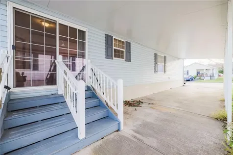 18 Mockingbird Lane Tiverton RI 02878