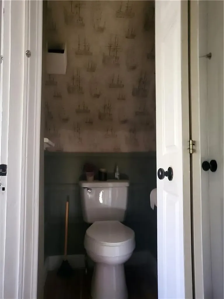 27 Frederick Street Warwick RI 02888