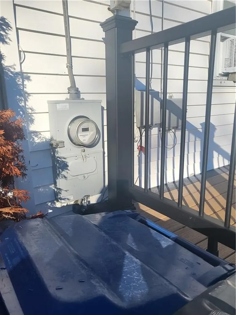 27 Frederick Street Warwick RI 02888