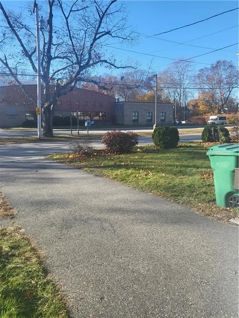 27 Frederick Street Warwick RI 02888