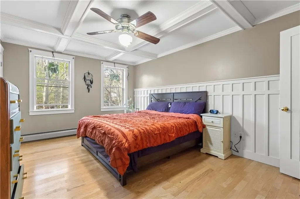 16 Karen Drive Hopkinton RI 02832