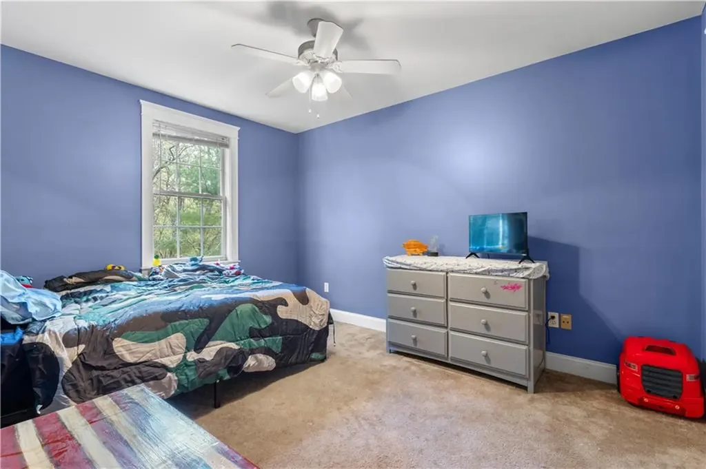 16 Karen Drive Hopkinton RI 02832