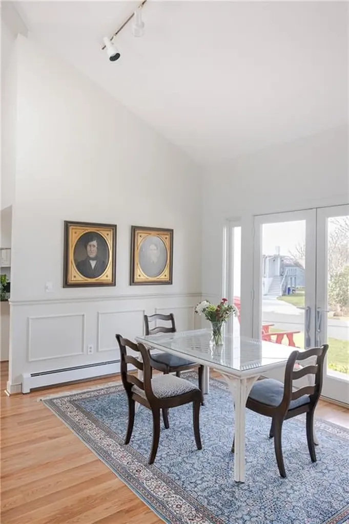 121 Driftwood Drive Tiverton RI 02878