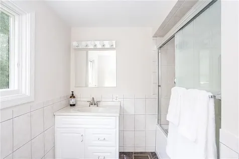 121 Driftwood Drive Tiverton RI 02878