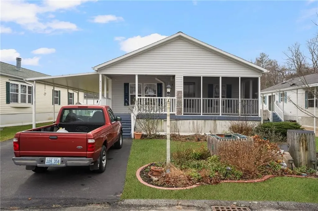 3 Blackbird Street Tiverton RI 02878