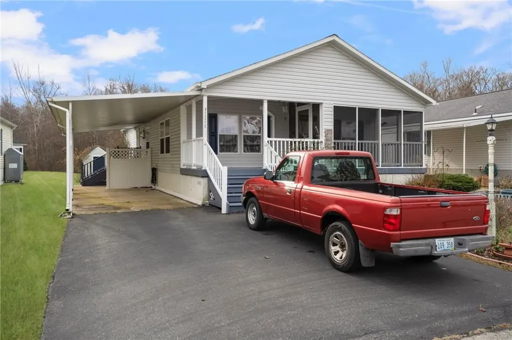 3 Blackbird Street Tiverton RI 02878