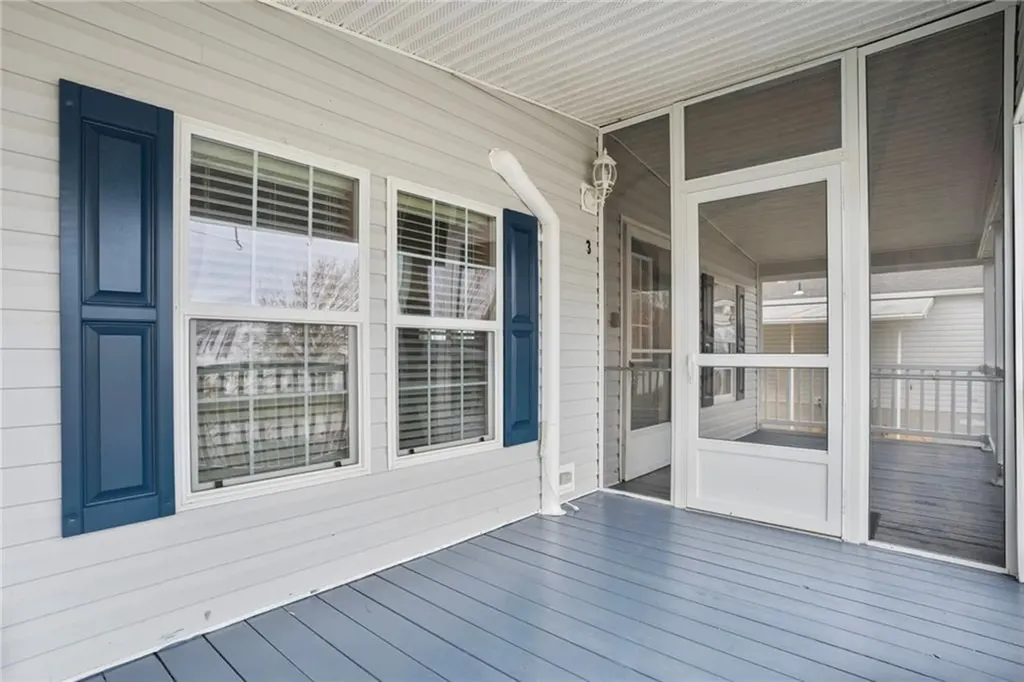 3 Blackbird Street Tiverton RI 02878