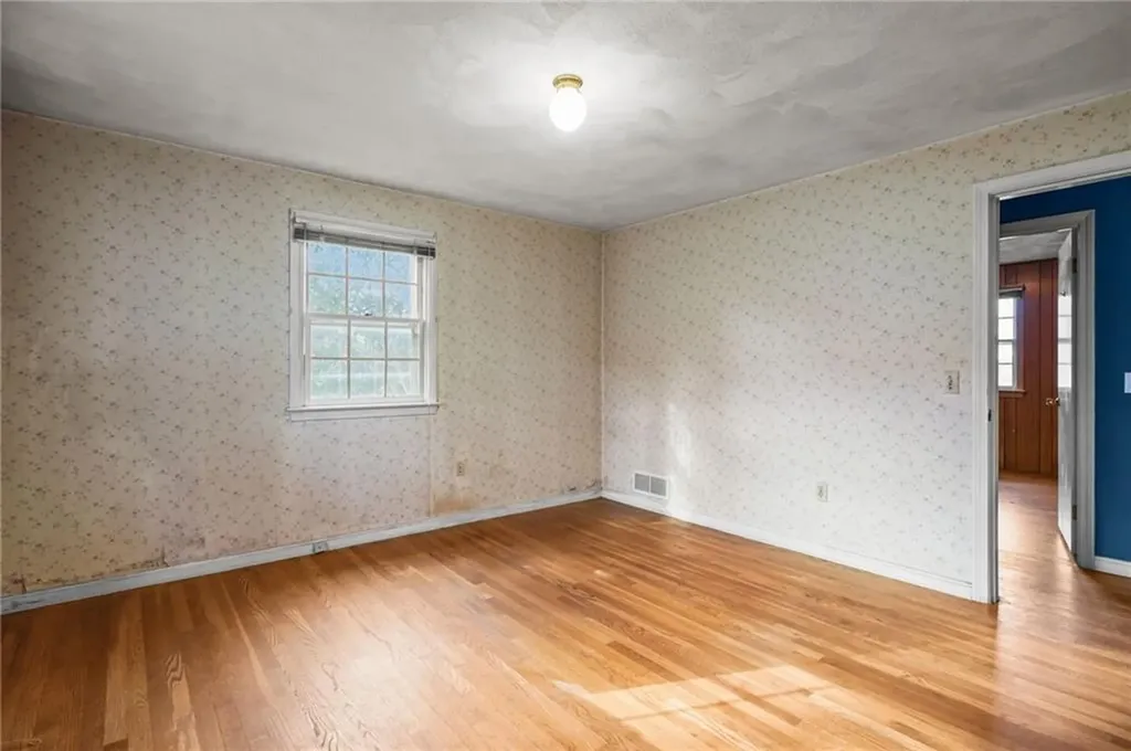 76 Sycamore Drive West Warwick RI 02893