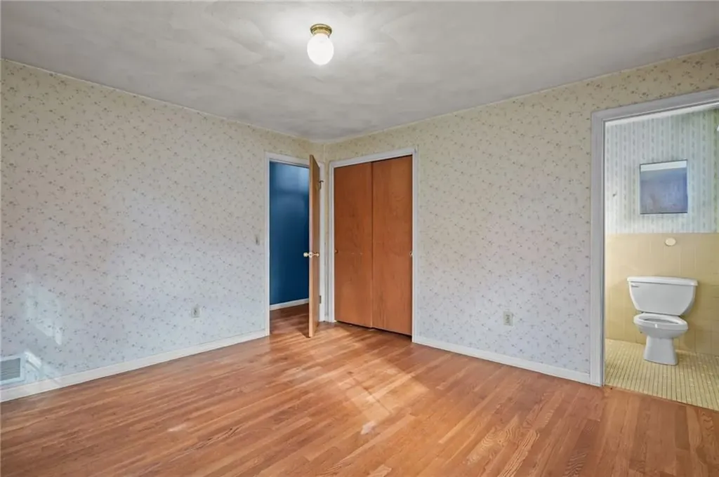 76 Sycamore Drive West Warwick RI 02893