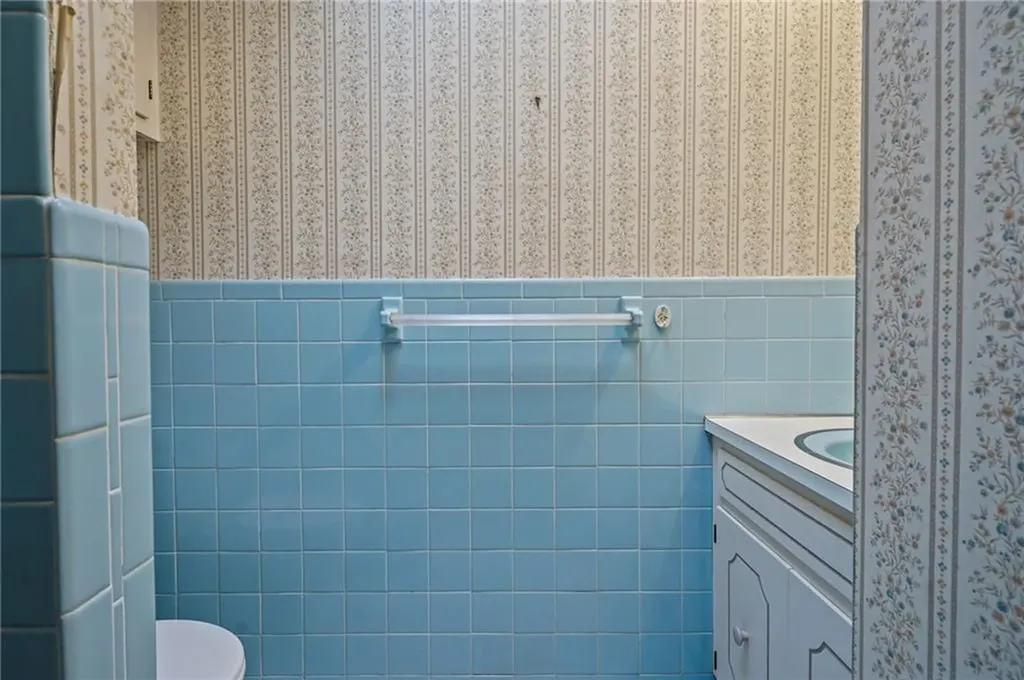 76 Sycamore Drive West Warwick RI 02893