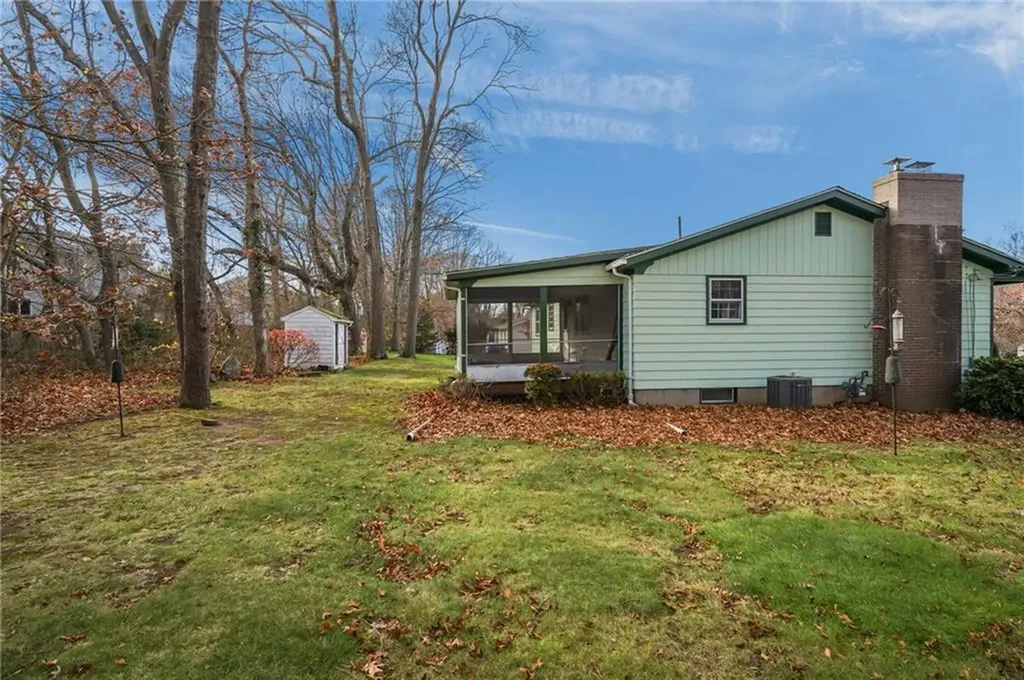 76 Sycamore Drive West Warwick RI 02893