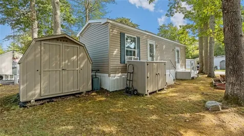 529 Forest Park Middletown RI 02842