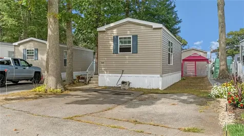 529 Forest Park Middletown RI 02842