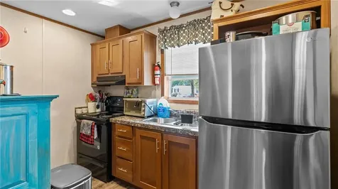 529 Forest Park Middletown RI 02842