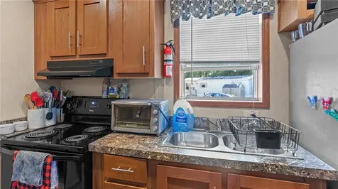 529 Forest Park Middletown RI 02842