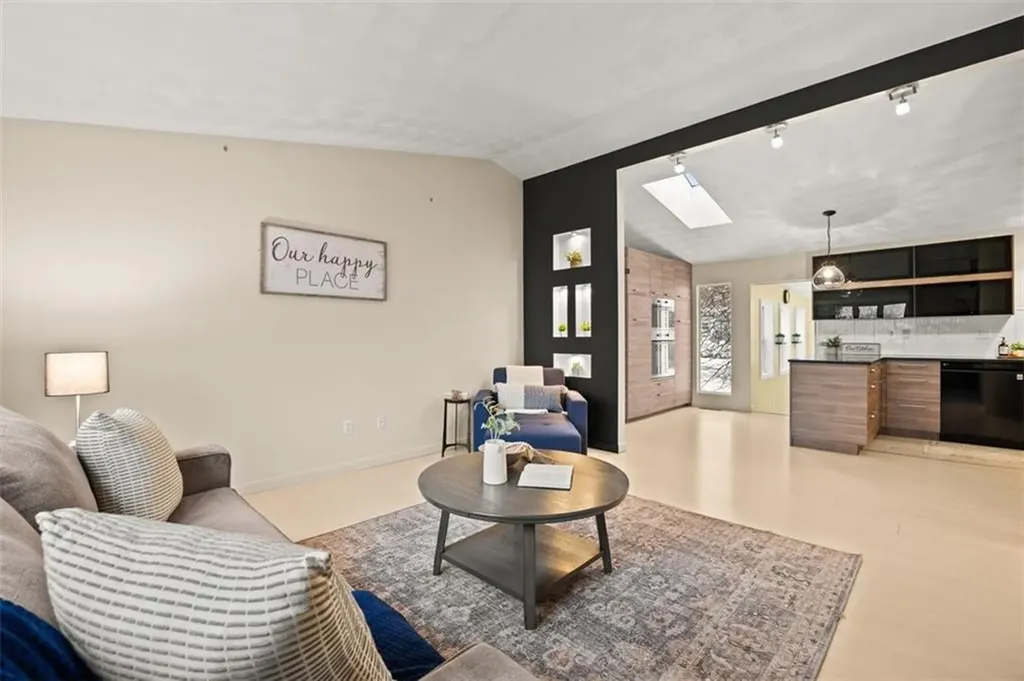 86 Branch Avenue Cumberland RI 02864