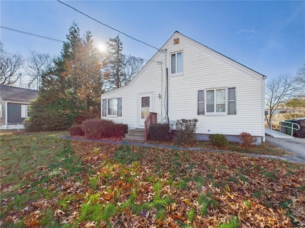 985 Cedar Swamp Road Warwick RI 02886