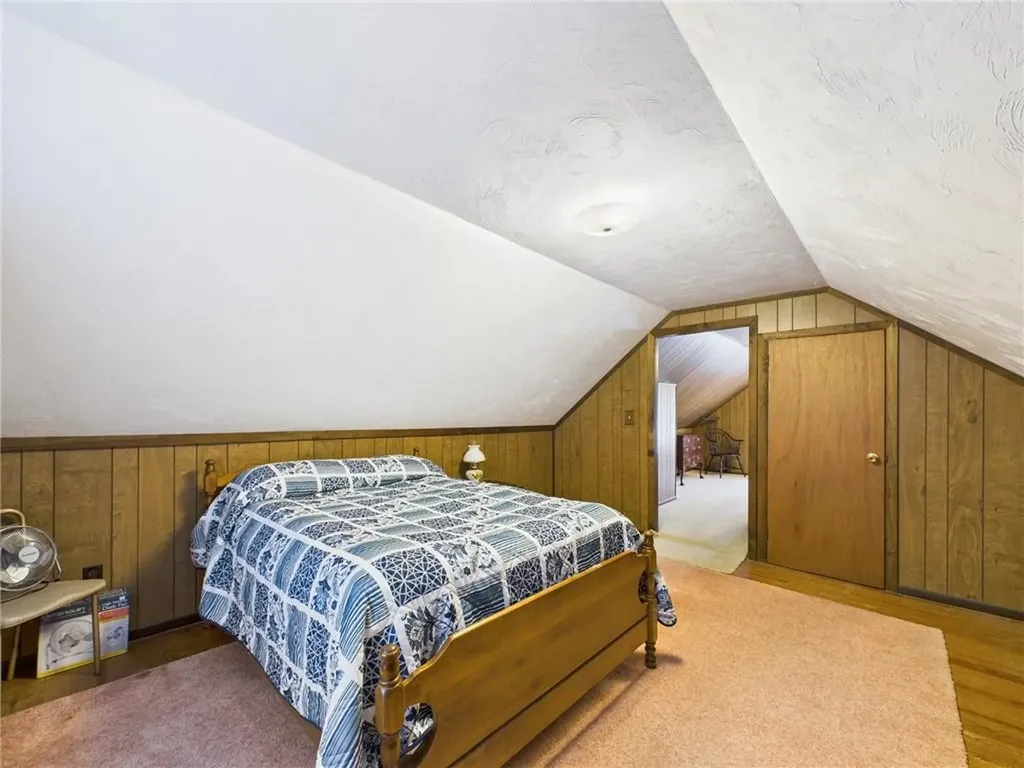 985 Cedar Swamp Road Warwick RI 02886