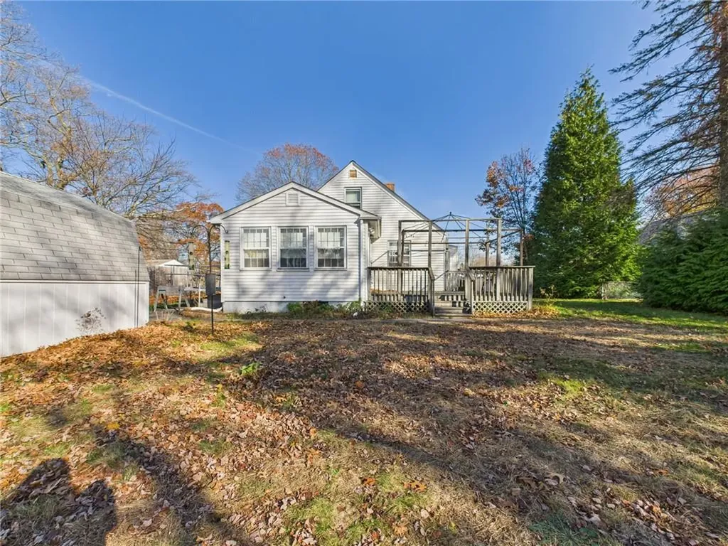 985 Cedar Swamp Road Warwick RI 02886