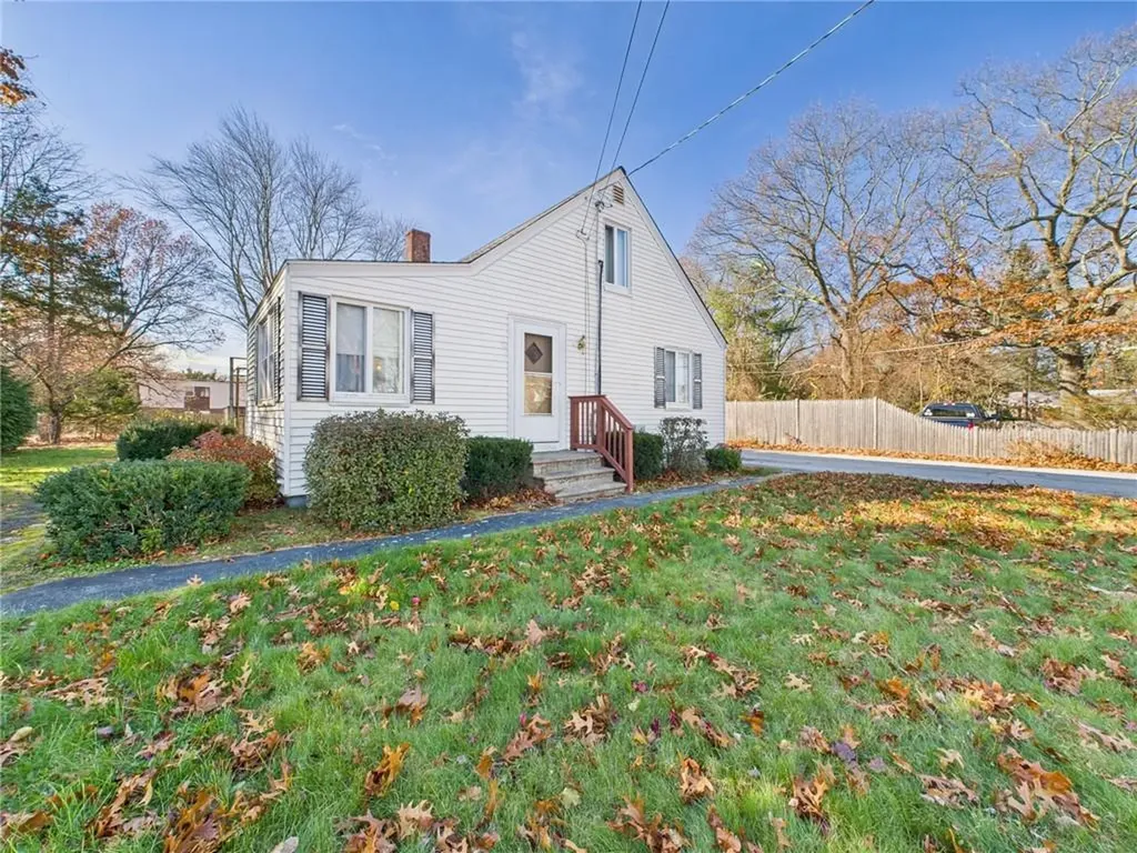 985 Cedar Swamp Road Warwick RI 02886