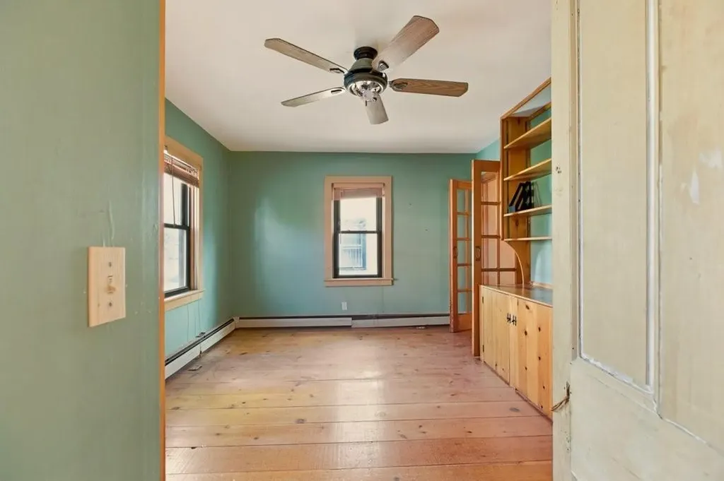 6 Sunshine Court Newport RI 02840