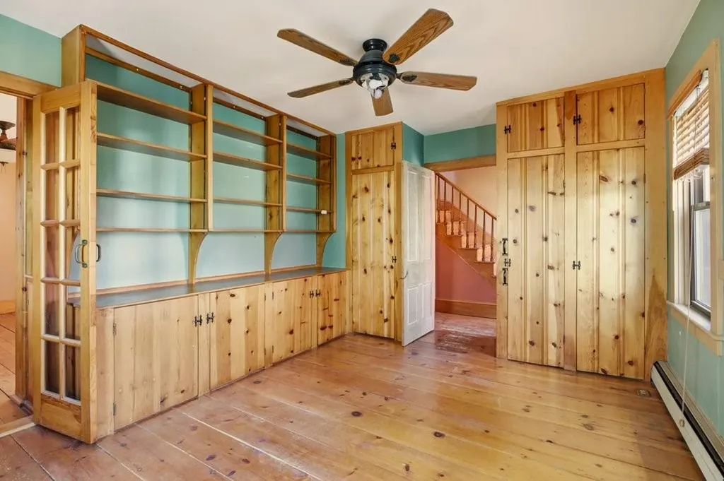 6 Sunshine Court Newport RI 02840