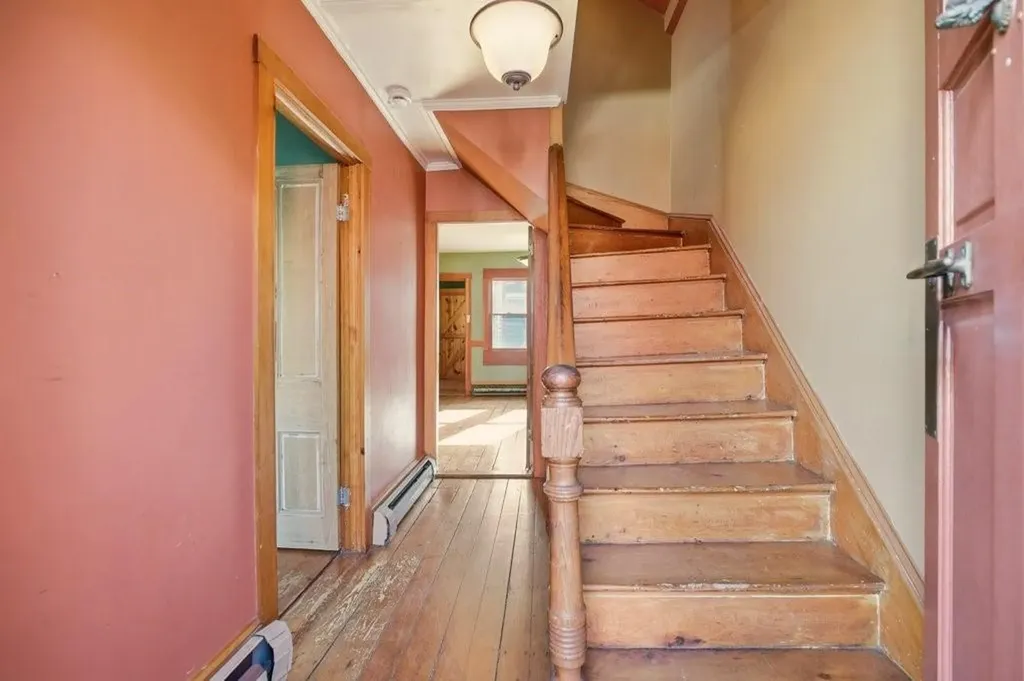 6 Sunshine Court Newport RI 02840