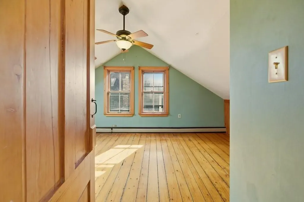 6 Sunshine Court Newport RI 02840