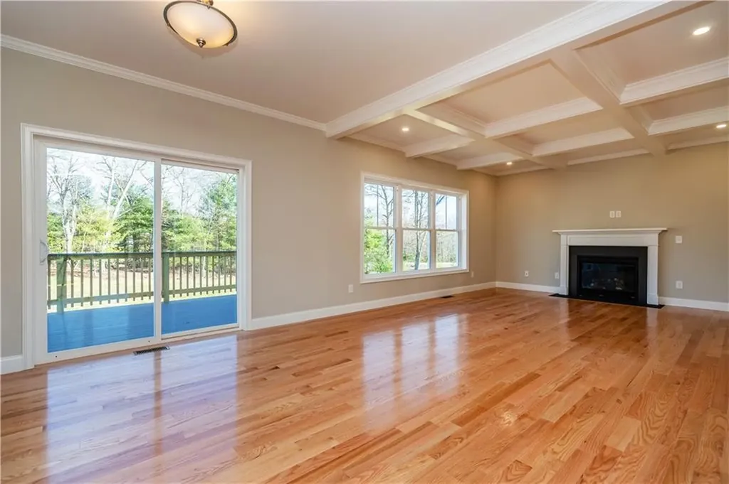 24 Cassidy Trail Coventry RI 02816