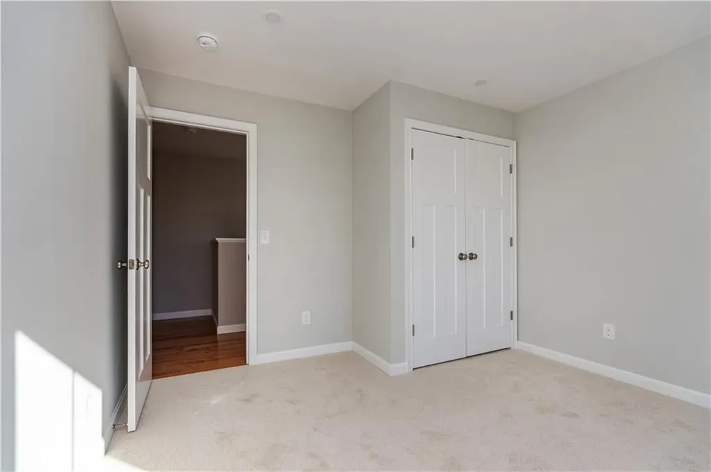 24 Cassidy Trail Coventry RI 02816