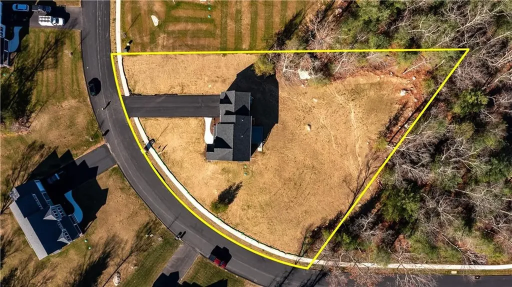 24 Cassidy Trail Coventry RI 02816