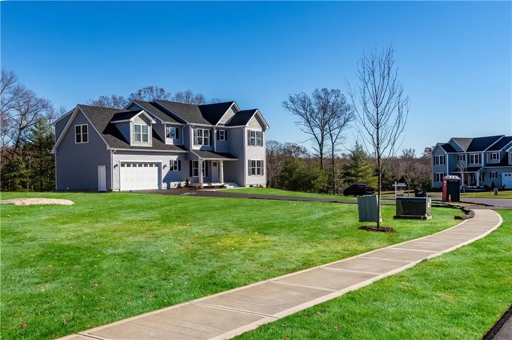 24 Cassidy Trail Coventry RI 02816