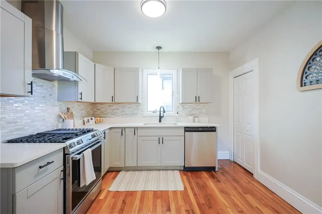 24 Pleasant Street Cumberland RI 02864