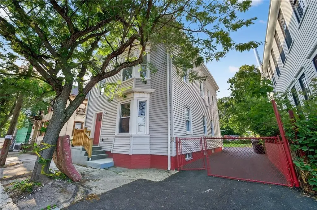 55 Warren Street Providence RI 02907