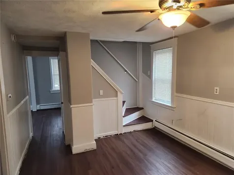 17 Rock Street Bristol RI 02809