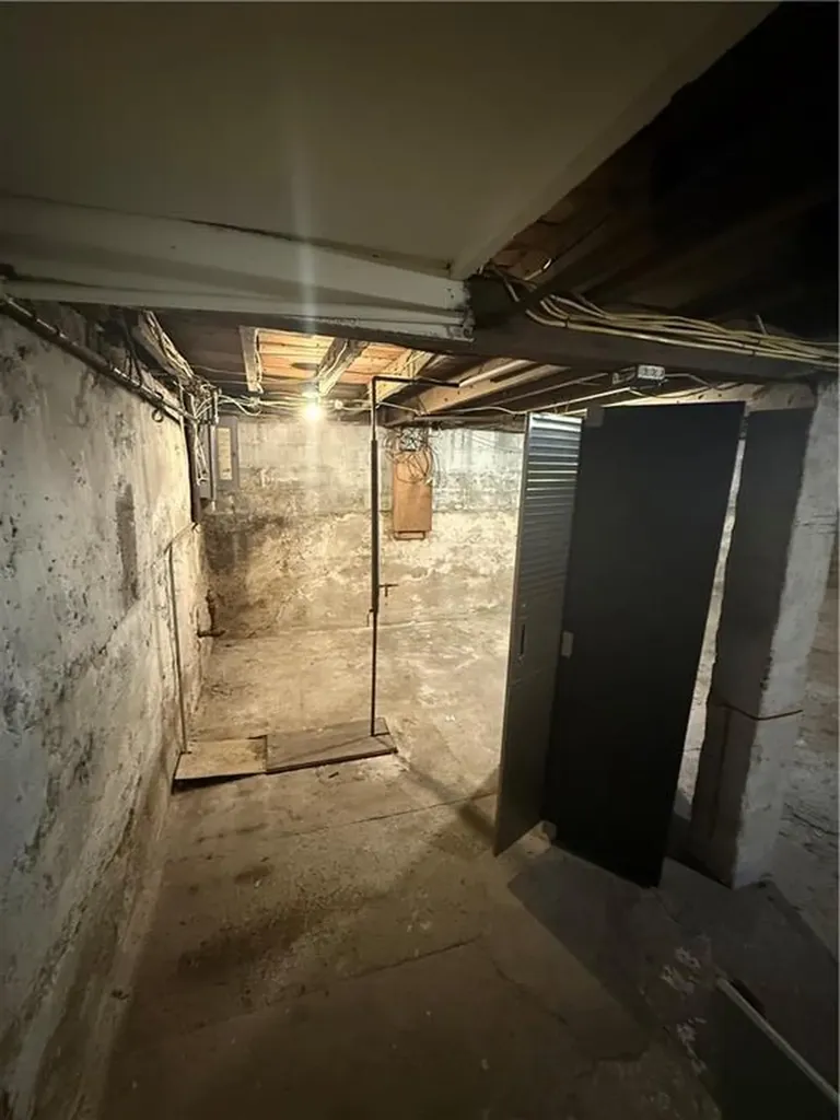 243 Bay View Avenue Cranston RI 02905