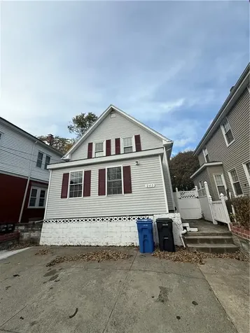 243 Bay View Avenue Cranston RI 02905