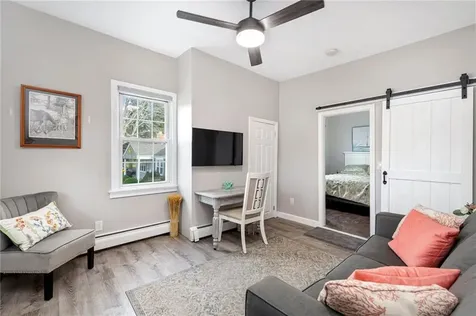 38 Collins Street Bristol RI 02809