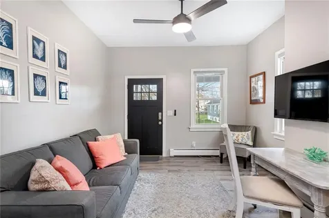 38 Collins Street Bristol RI 02809