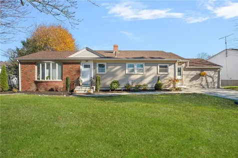 6 Eldorado Drive Johnston RI 02919