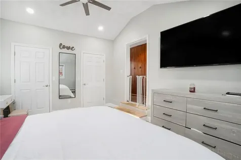 6 Eldorado Drive Johnston RI 02919