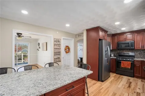 6 Eldorado Drive Johnston RI 02919