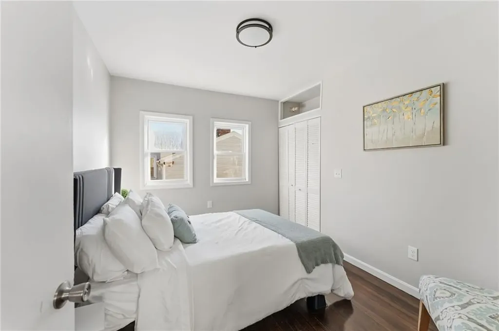 10 Woburn Street Cranston RI 02910