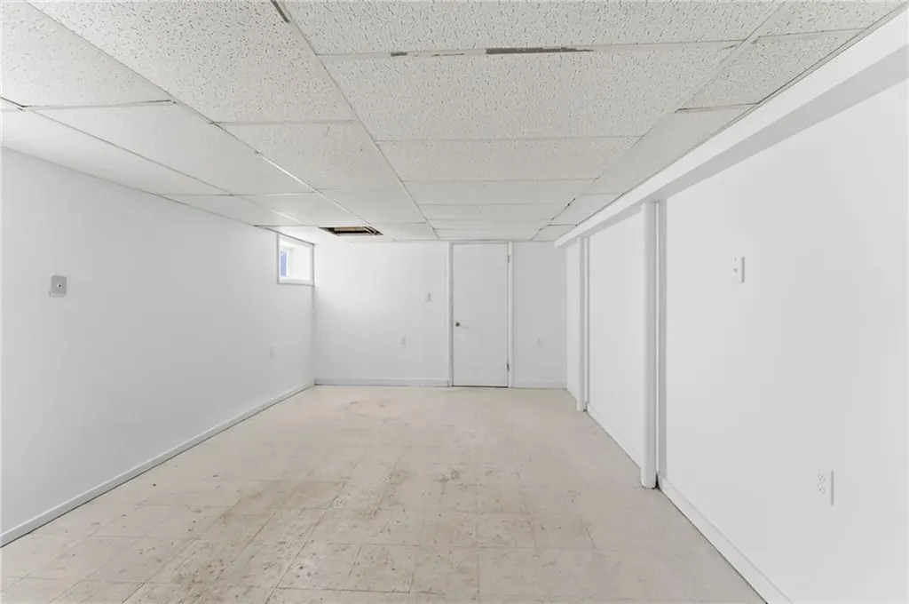 10 Woburn Street Cranston RI 02910