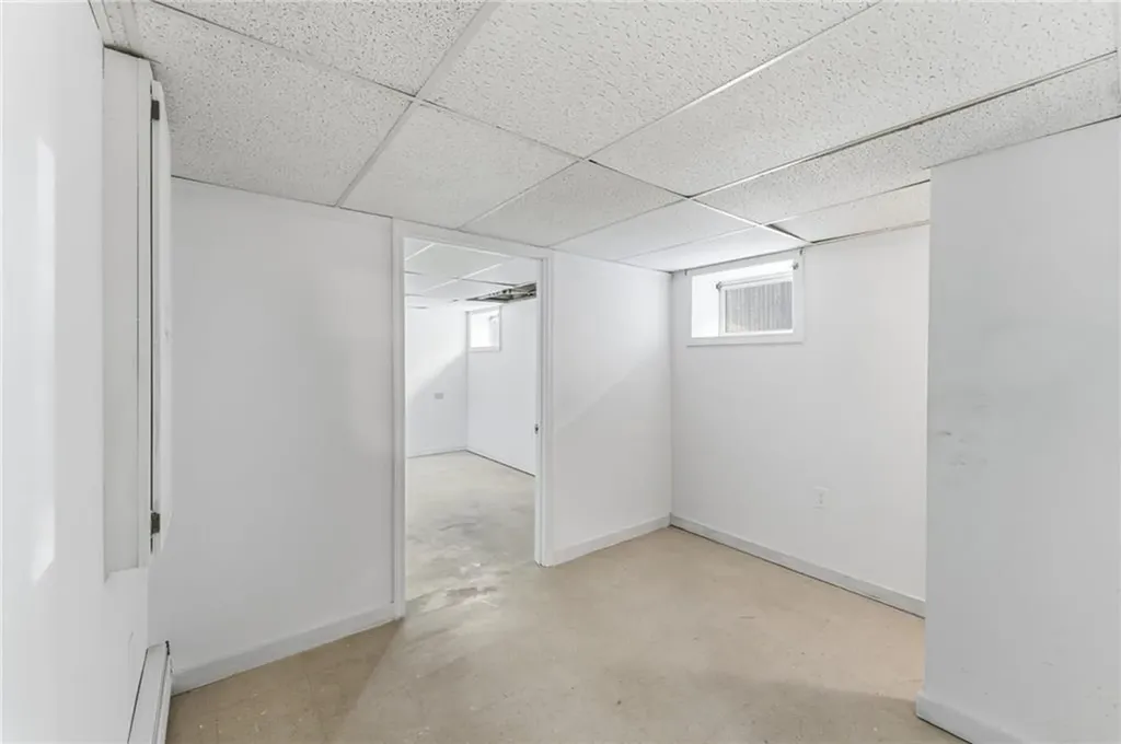 10 Woburn Street Cranston RI 02910