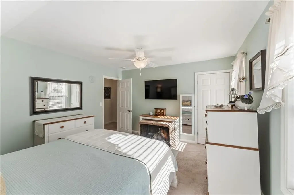 128 Rodman Street South Kingstown RI 02879