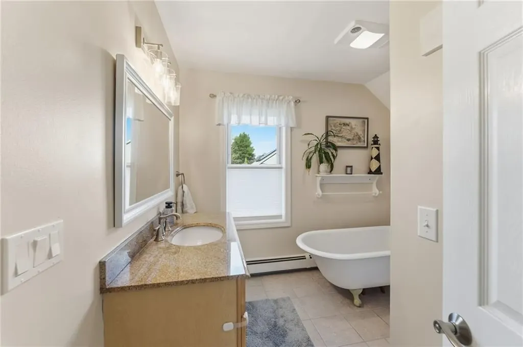 128 Rodman Street South Kingstown RI 02879