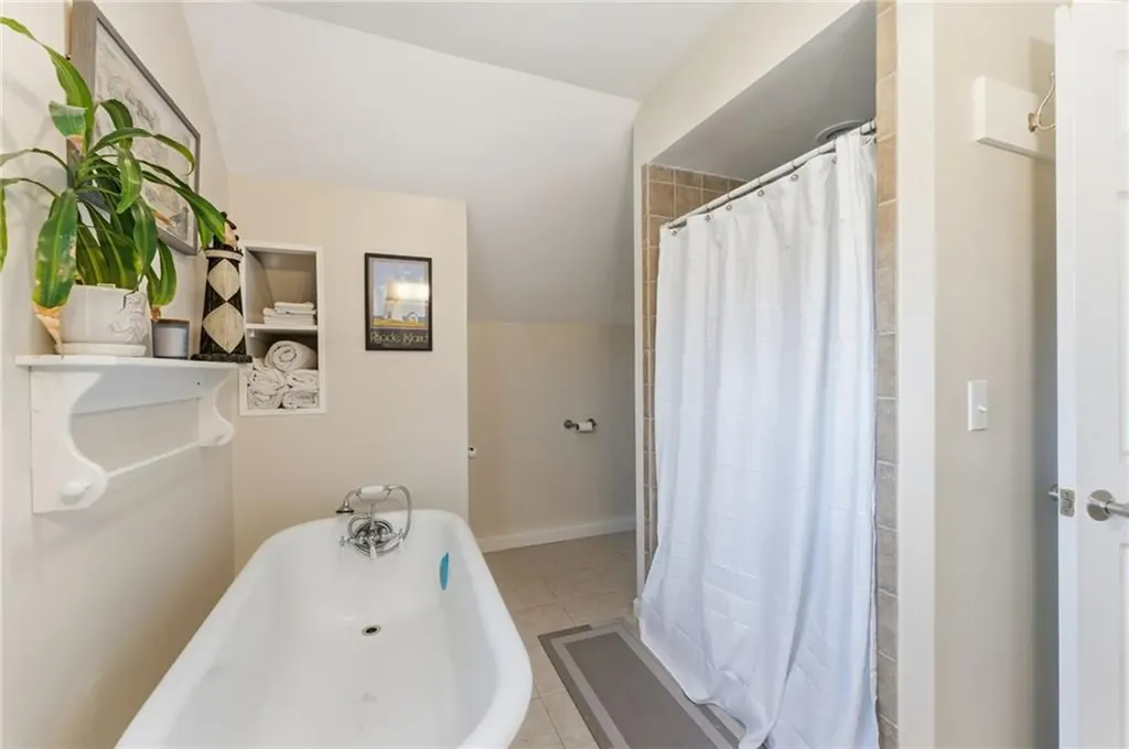 128 Rodman Street South Kingstown RI 02879